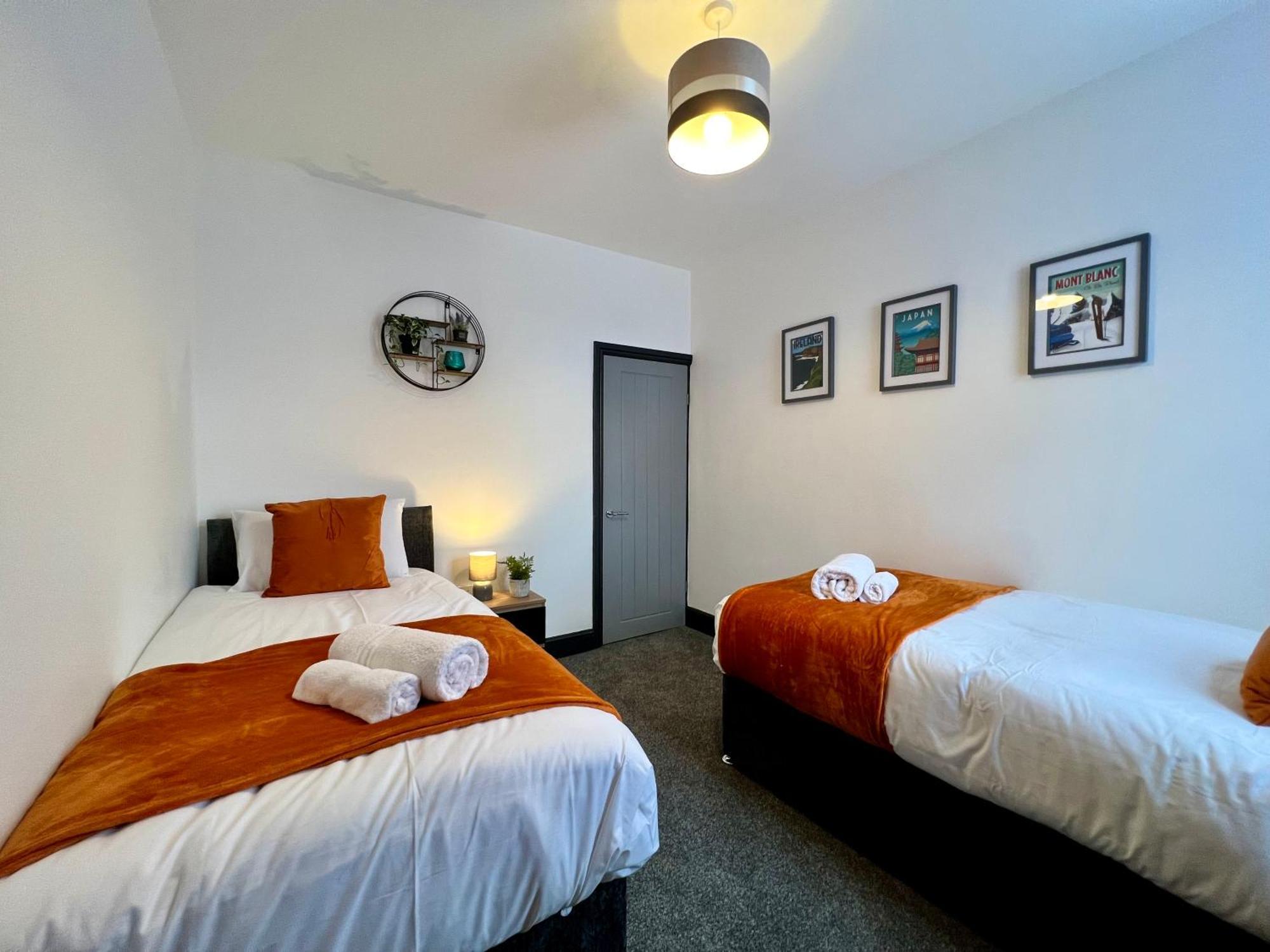 Oxford House - Great For Contractors Or Family Holidays クリーソープス エクステリア 写真