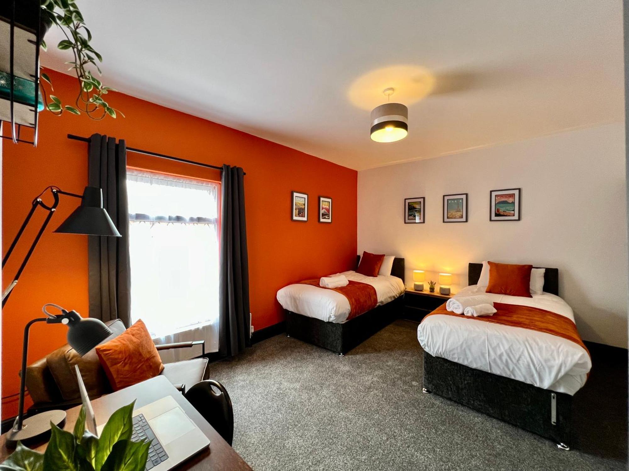 Oxford House - Great For Contractors Or Family Holidays クリーソープス エクステリア 写真